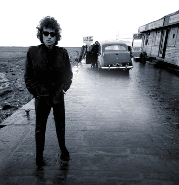 Bob Dylan - Knockin' On Heaven's Door(OST Достучаться до небес) - Пойми, на небесах только и говорят, что о море.(...) А ты?... Что ты им скажешь? Ведь ты ни разу не был на море.Там,наверху,тебя окрестят лохом...(С)
